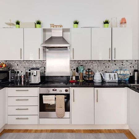 Two Double Bedroom Duplex Flat Londres Exterior foto